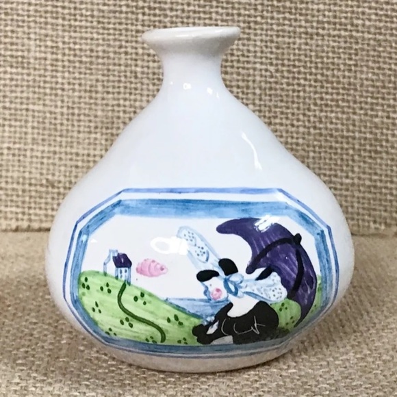 Art On Pottery Bud Vase Woman Parasol Field Eclectic Whimsical Cottage Core - Picture 1 of 9